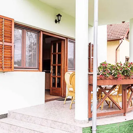 In Balatonmariafuerdo 19268 Apartment